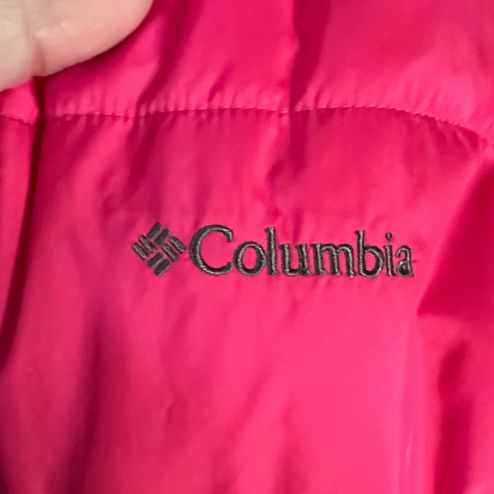 Columbia Puffer Jacket - Picture 2 of 5